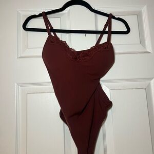 SKIMS Fits Everybody Lace Push Up Bodysuit